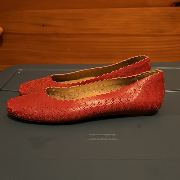 Vaneli Red Flats - Picture 2 of 11